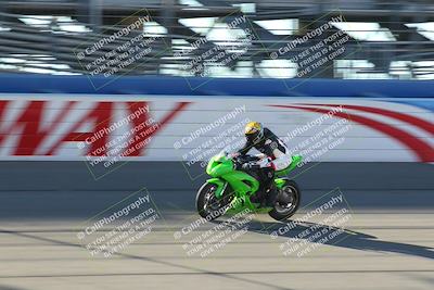 media/Nov-26-2022-Fastrack Riders (Sat) [[b001e85eef]]/Level 3/Session 1 Front Straight/